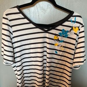 Lane Bryant Pre-Owned Striped Floral Top Size 14/16